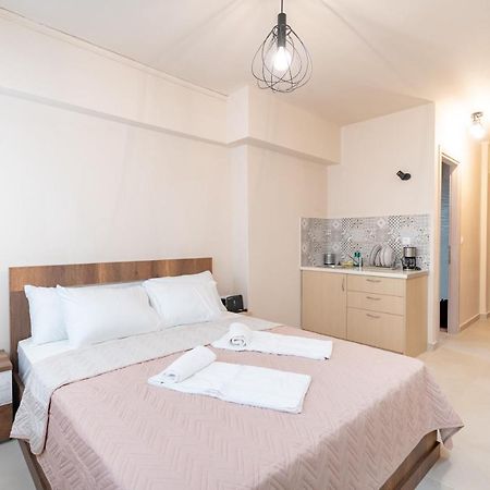 Monastiraki Metro St Studio For 2 Persons Ateny Zewnętrze zdjęcie