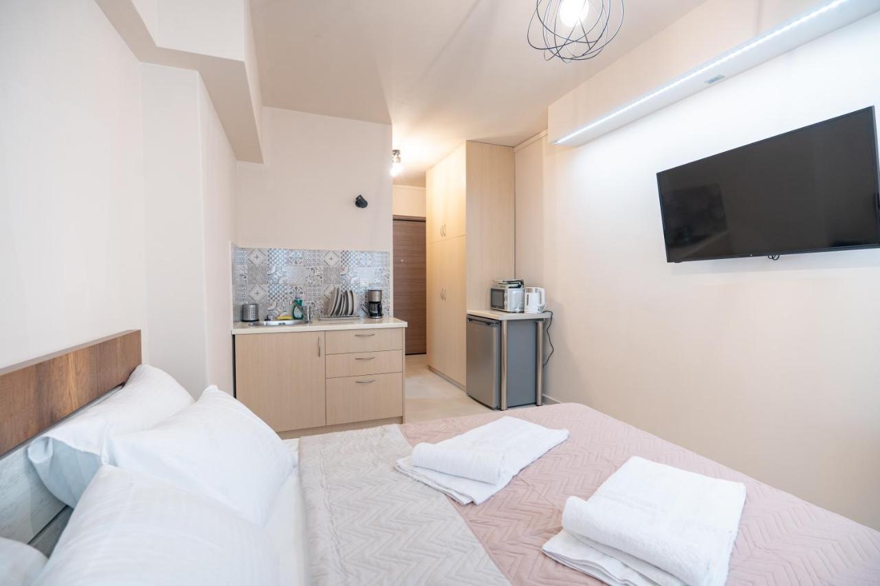 Monastiraki Metro St Studio For 2 Persons Ateny Zewnętrze zdjęcie
